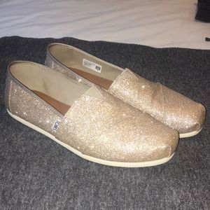 TOMS Rose Gold